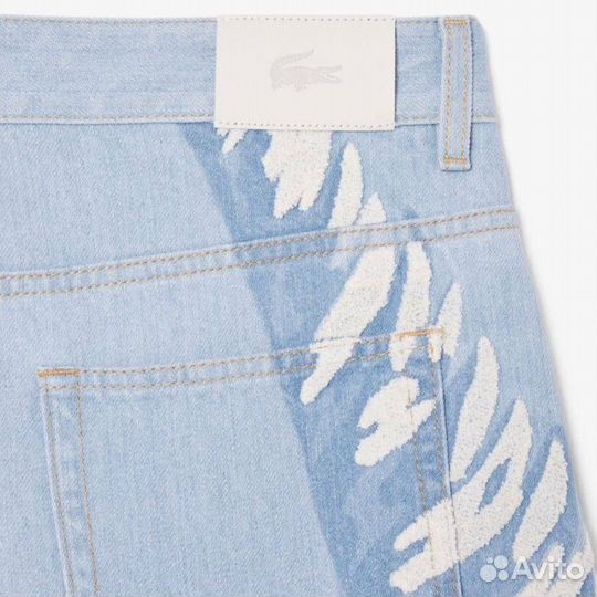 Джинсы с крокадилом Lacoste