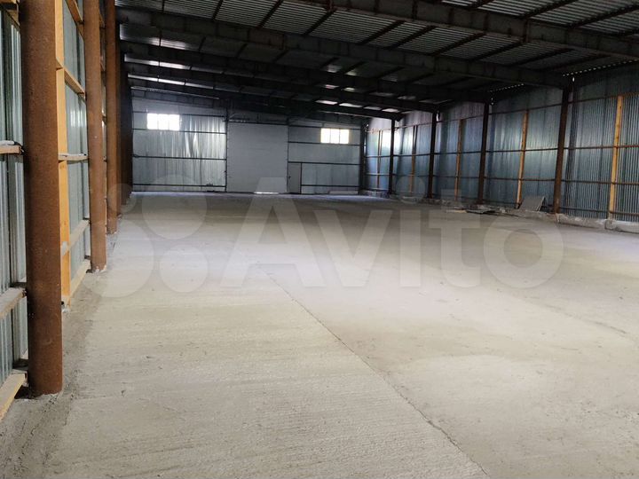 Склад, 700 м²