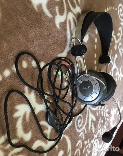 Наушники для компьютера с микрофоном Genius