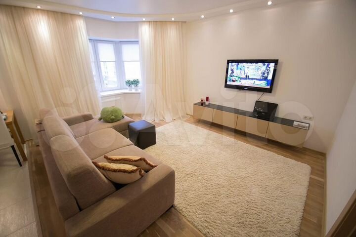 3-к. квартира, 100 м², 5/10 эт.