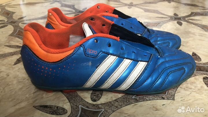 Бутсы футбольные