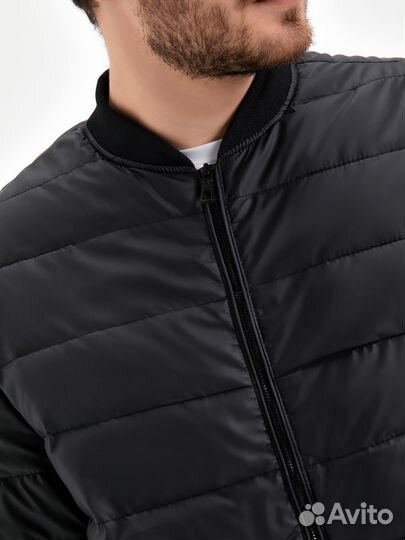 Мужская куртка бомбер стеганая весна демисезон