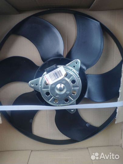 Вентилятор охлаждения Renault Megane II