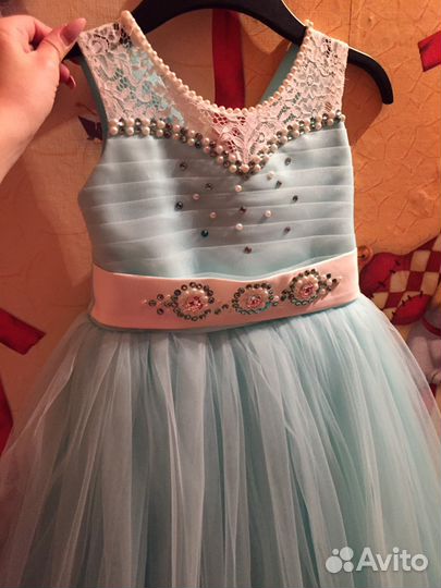 Шикарное платье для маленькой принцессы