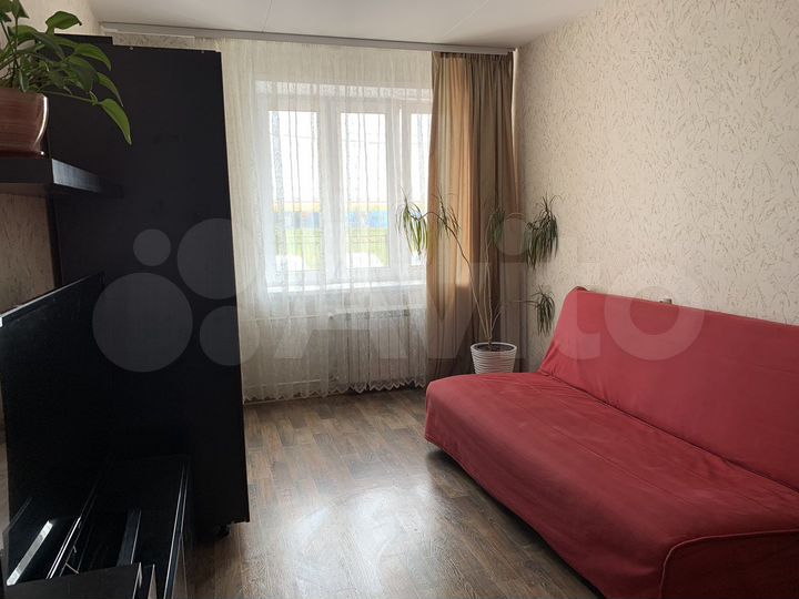 1-к. квартира, 37 м², 1/10 эт.