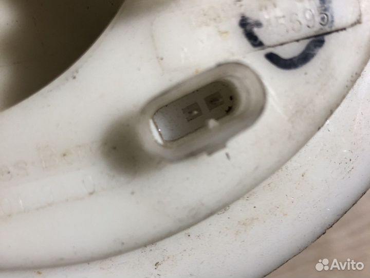 Топливный насос Mercedes E W212