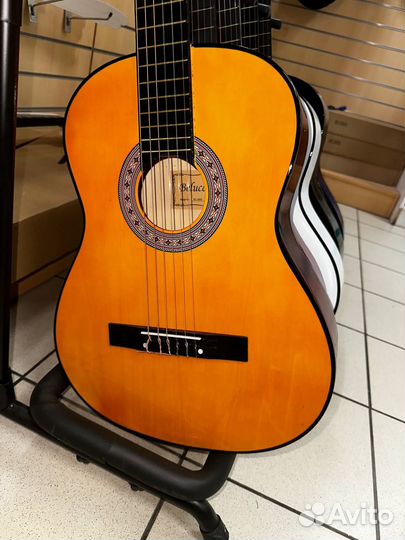 Гитара классическая