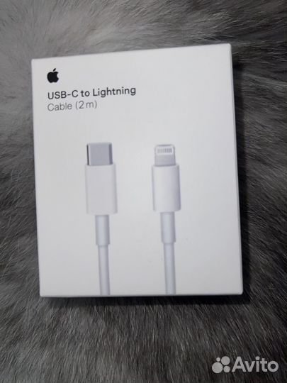 Зарядка на iPhone