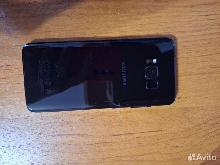 Samsung Galaxy S8, 4/64 ГБ