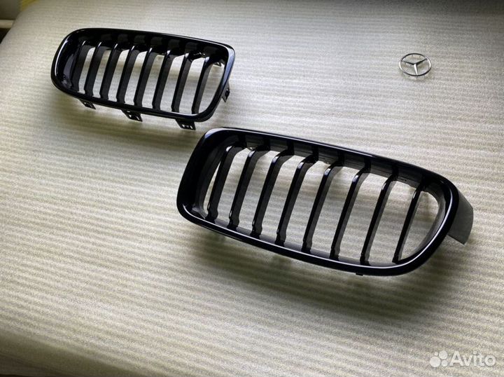 Ноздри BMW F30 3 series M Look Решетка бмв Ф30