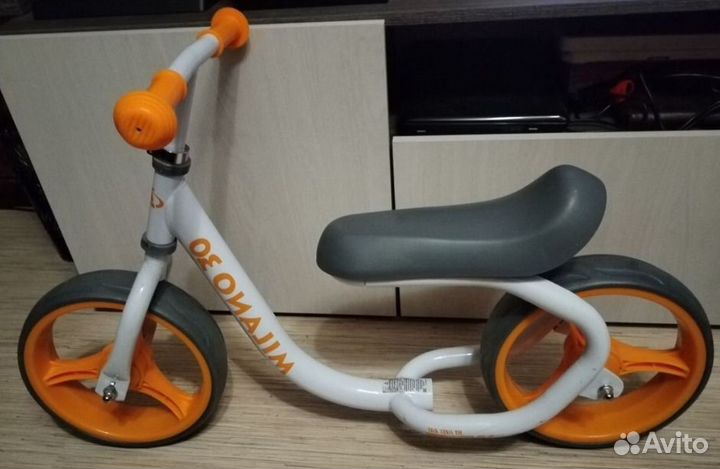 Детский беговел