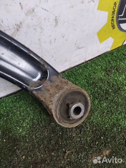 Рычаг передний левый Peugeot 308 седан EP6 2008