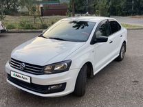 Volkswagen Polo 1.6 MT, 2015, 240 000 км, с пробегом, цена 1 030 000 руб.