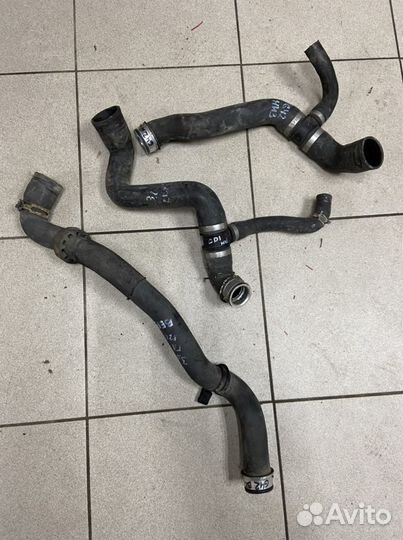 Патрубок радиатора нижний Mercedes ML GL w164