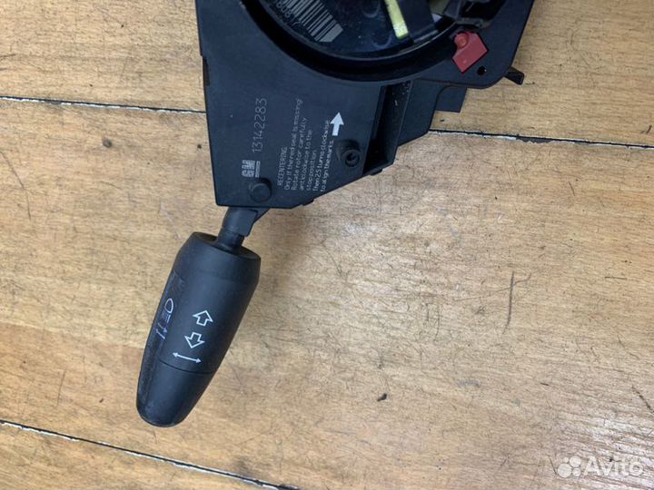 Подрулевой переключатель Opel Corsa D A10XEP 2013