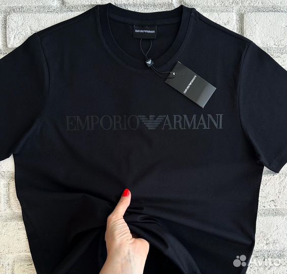 Футболка Emporio Armani