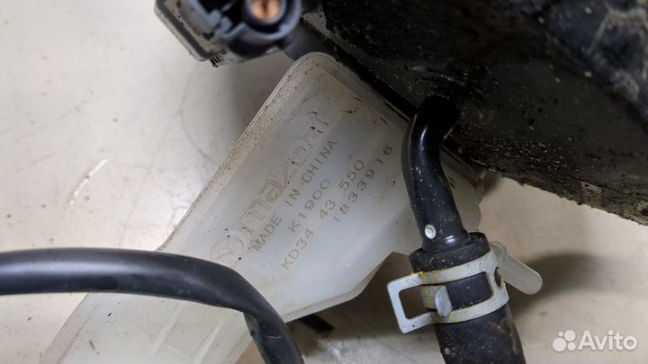 Цилиндр тормозной главный Mazda CX-5 2017, 2019