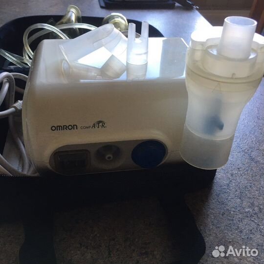 Компрессорный ингалятор(небулайзер) omron camp