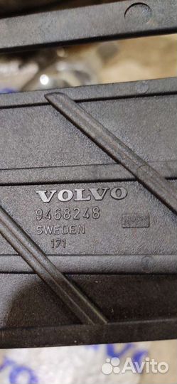 Фара Volvo XC70 поворотник