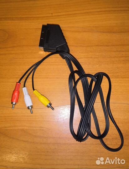 Кабель scart-3RCA