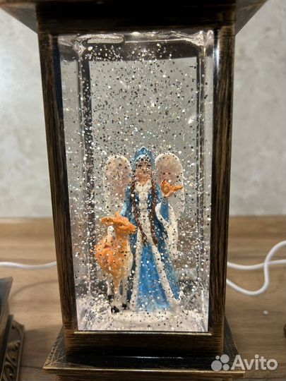 Новогодний фонарь(лампа) со снегом