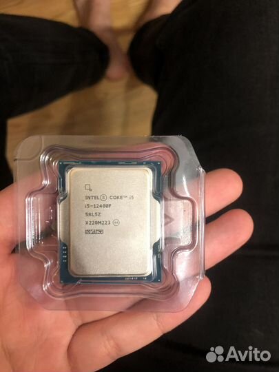 Intel core i5 12400F