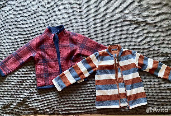 2 флисовые кофты на замке на мальчика 5-6 лет