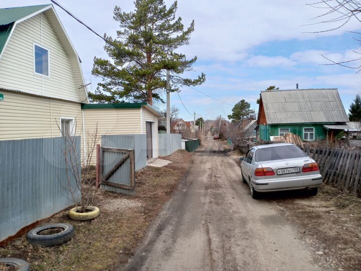 Дом 94 м² на участке 6,5 сот.