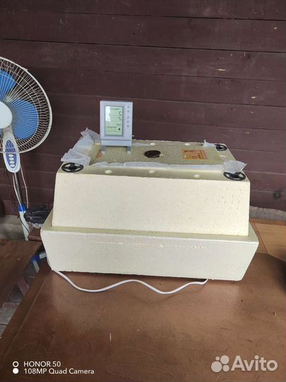 Инкубатор для яиц