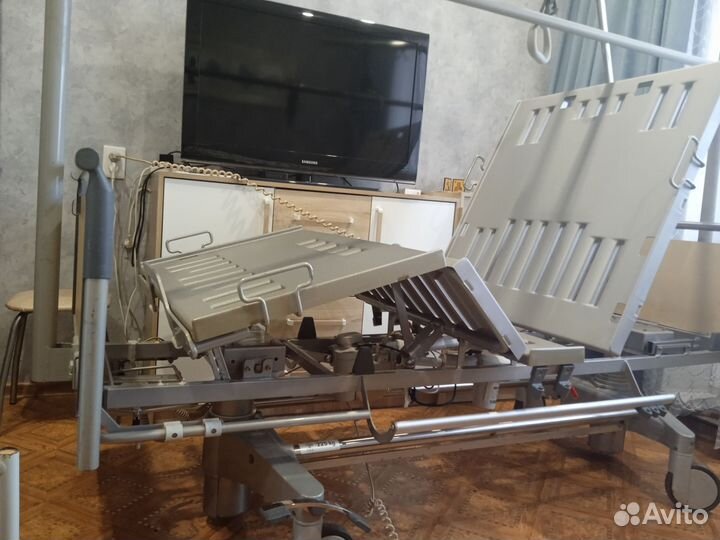 Мед.кровать с Эл приводом б/у, матрас новый