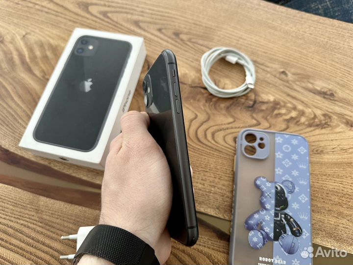 iPhone 11, 128 ГБ