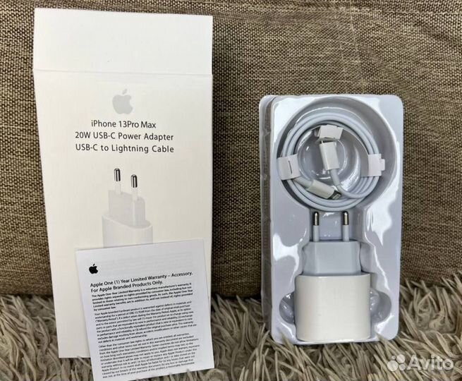 Быстрая зарядка для iPhone 20w + кабель оптом