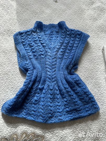 Жилет ручной вязки из 100 % шерсти ангоры