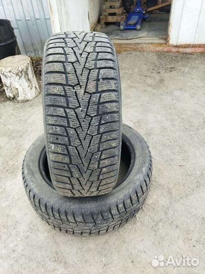 Roadstone Winguard 215/50 R17