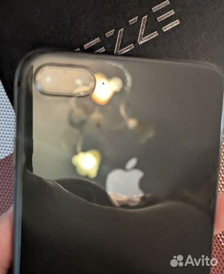 iPhone 8 Plus, 64 ГБ