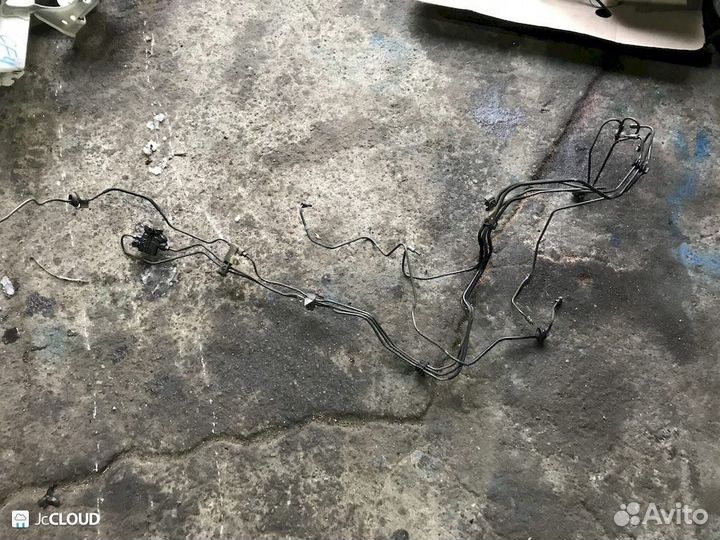 Трубки abs на toyota camry SV41 3SFE