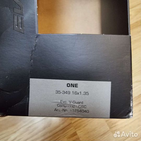 Schwalbe One 35x249 16x1,35 + камера Tubolito