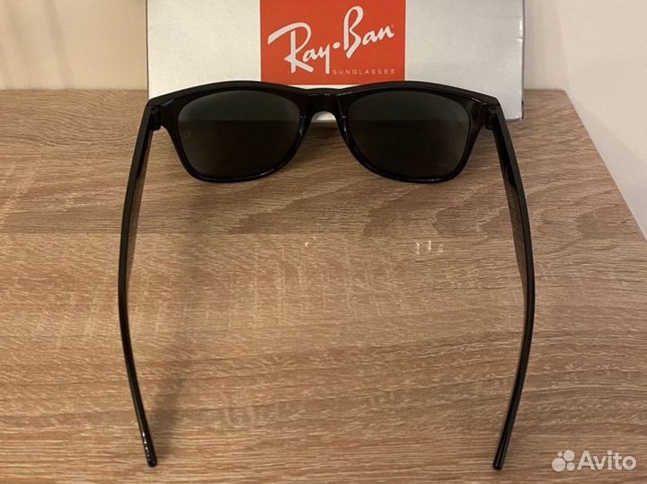 Солнцезащитные очки Ray Ban wayfarer rb 2140