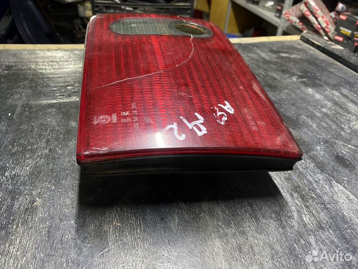 Фонарь задний Audi A8 D2