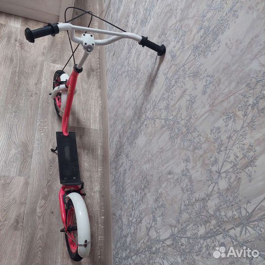 Самокат с надувными колесами