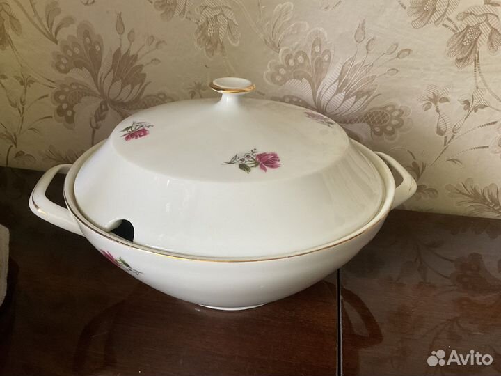 Супница фарфоровая Чехословакия