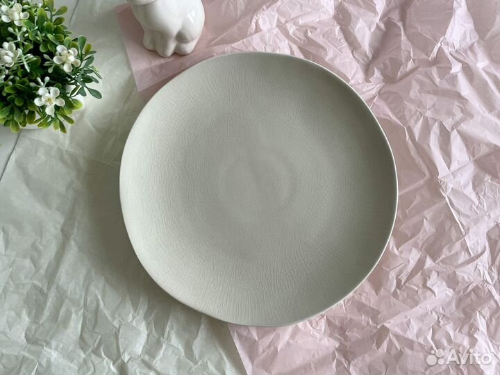 Новая керамическая тарелка 26 см