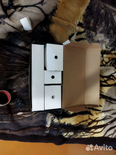 Студийный конденсаторный микрофон