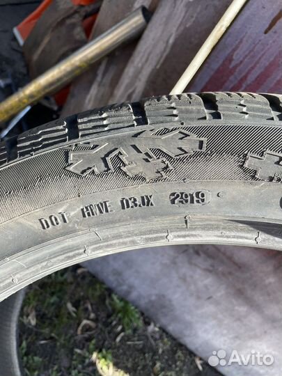 Continental ContiCrossContact Winter 275/40 R22 108V