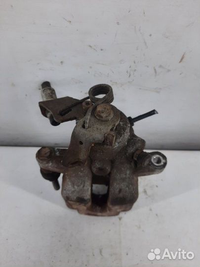 Суппорт тормозной задний правый Peugeot 308