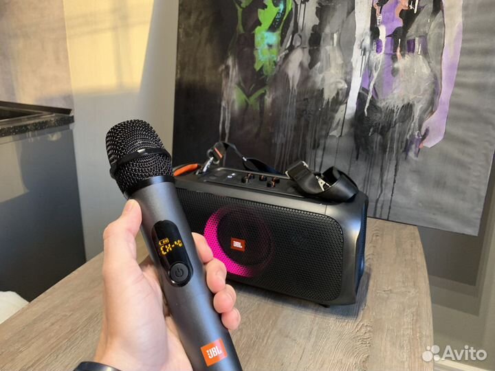 Аренда колонки JBL с микрофоном