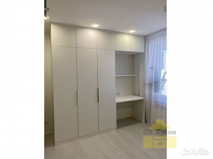 Шкаф в прихожую