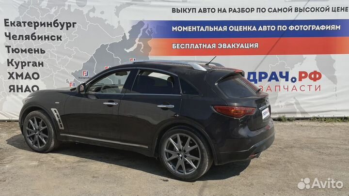 Замок капота левый Infiniti FX50 (S51) 65601-1BA0B