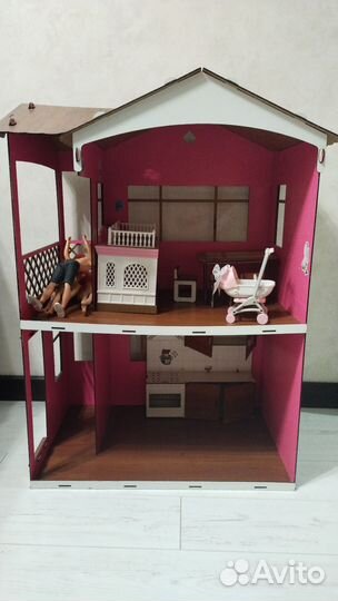 Домик кукольный