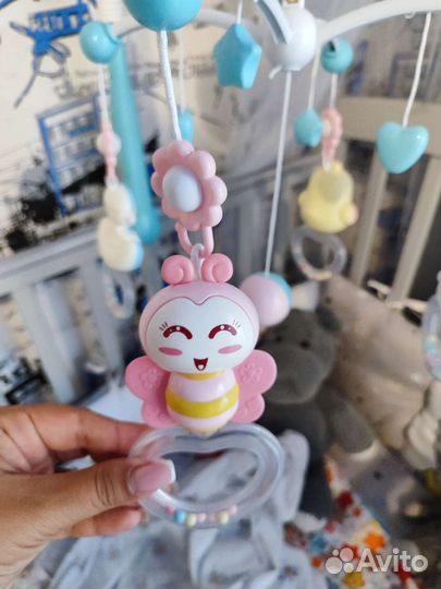 Мобиль на кроватку с проектором